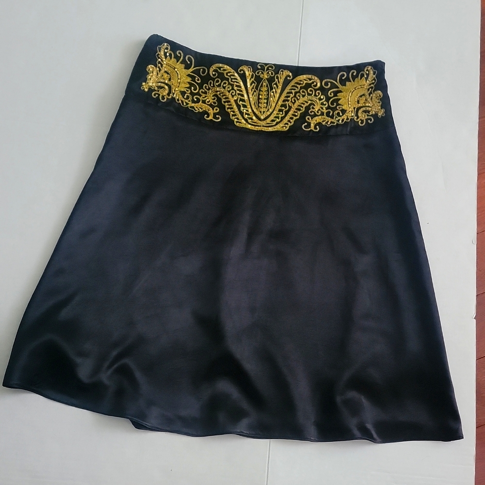 le chateau Vintage Black Skirt Gold Embroidery Sequin Embellishment Size 5/6